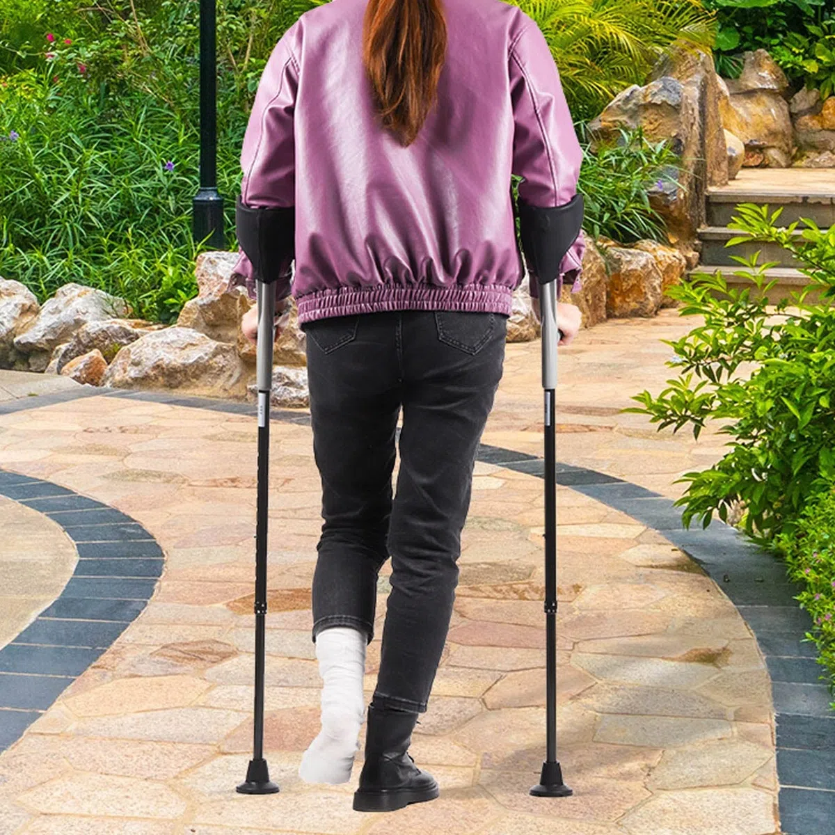Muleta de antebrazo, muleta de Aluminio Plegable, muleta de Altura Ajustable para Adultos, para Adultos y niños con Alturas de 4'7" - 6'1", Negro/Rosa/Azul