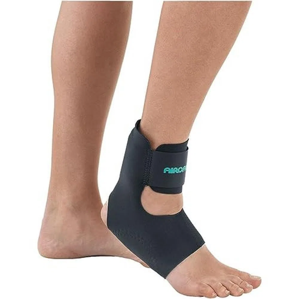 Aircast AirHeel Ankle Support Brace with Stabilizers, Small